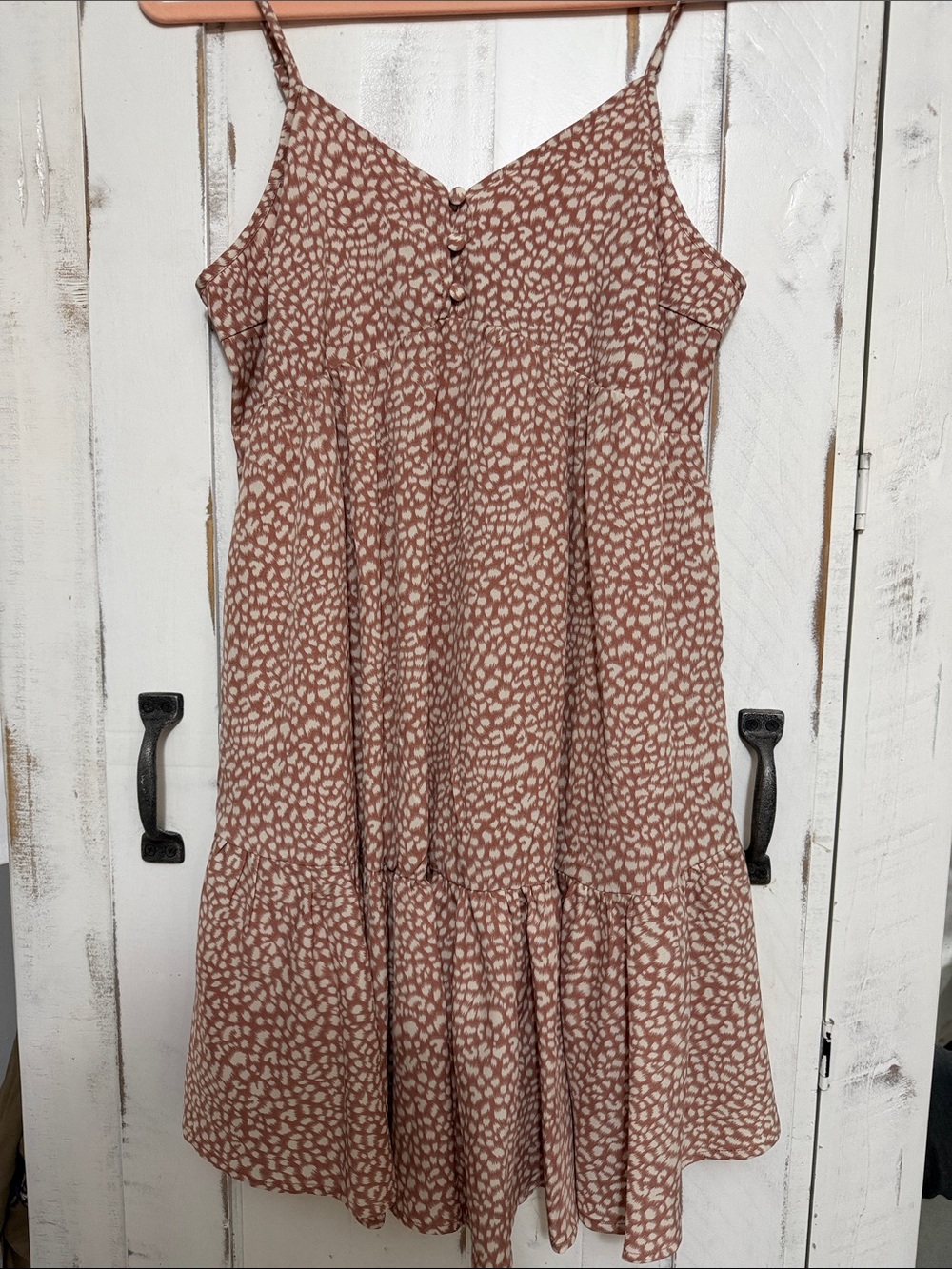 Mauve & Cream Printed Tiered Button-Back Dress